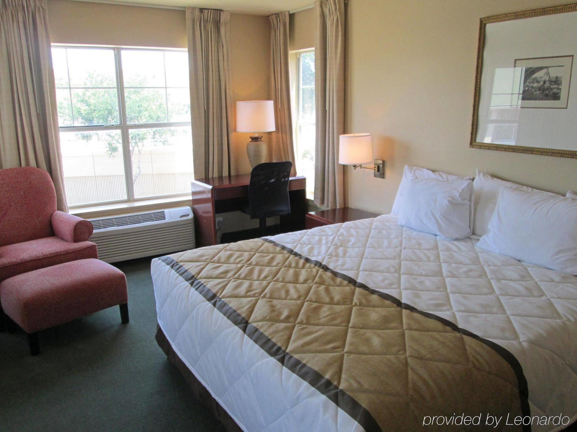 Extended Stay America Suites - Dallas - Vantage Point Dr Exterior photo